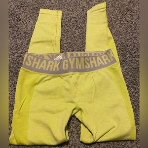 Women Gym Shark leggings in the size Medium